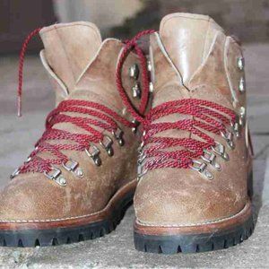 Vintage Vasque 6B hiking boots